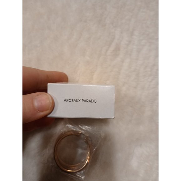 Avon pink hoop earrings - Picture 2 of 2